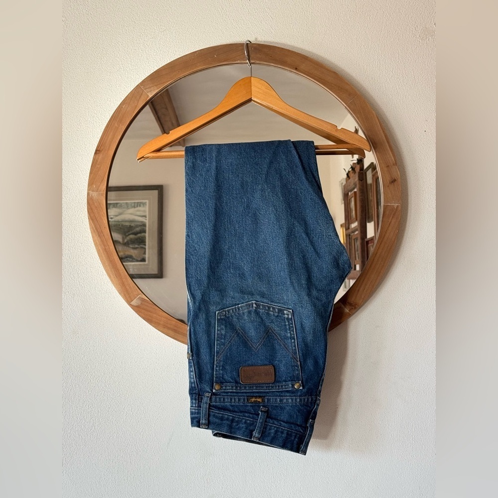 Wrangler Deep Blue Rugged Denim Jeans 33x32